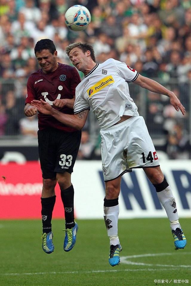 萨采取了更 萨采取了更